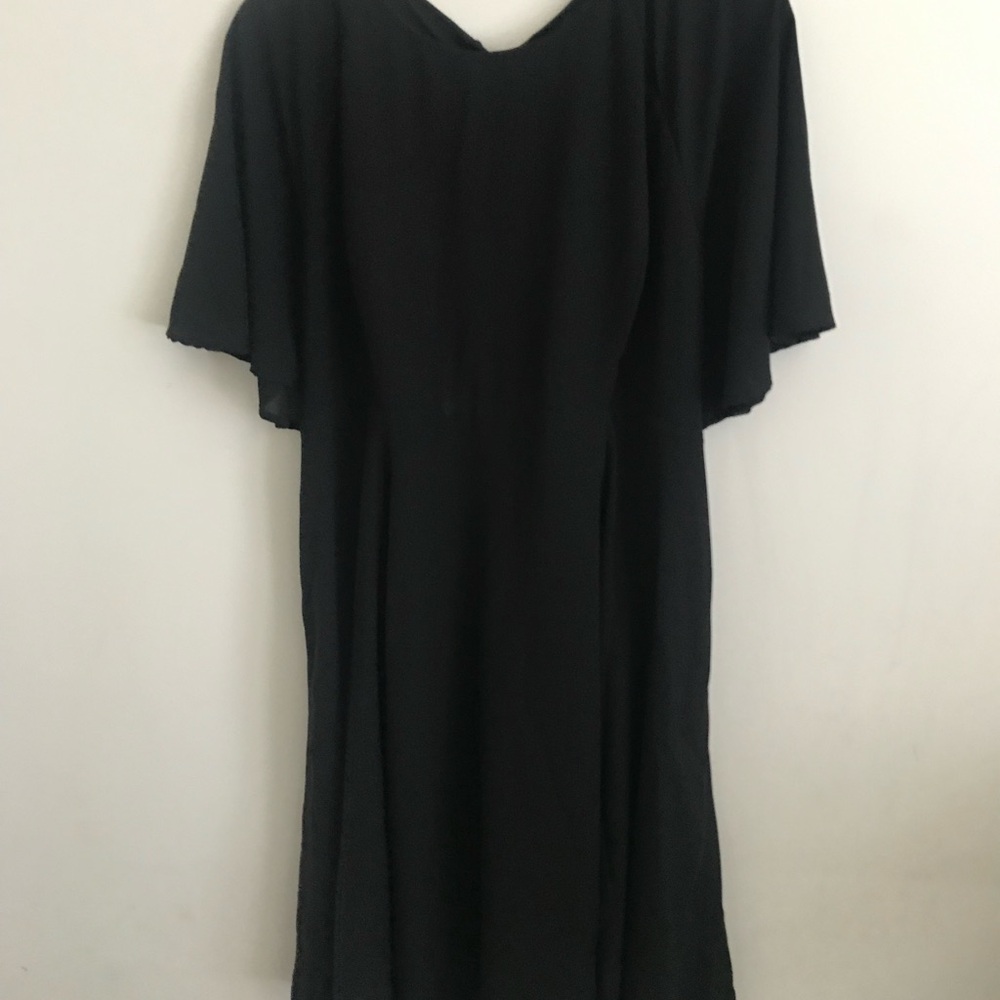 Torrid Classic Black V-Neck Dress size 22